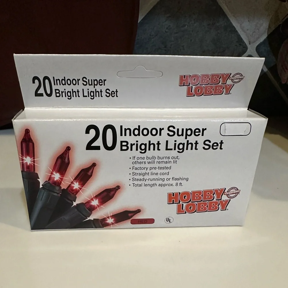 VTG 20 INDOOR SUPER BRIGHT LIGHT SET VIBRANT RED HOBBY LOBBY CHRISTMAS TREE